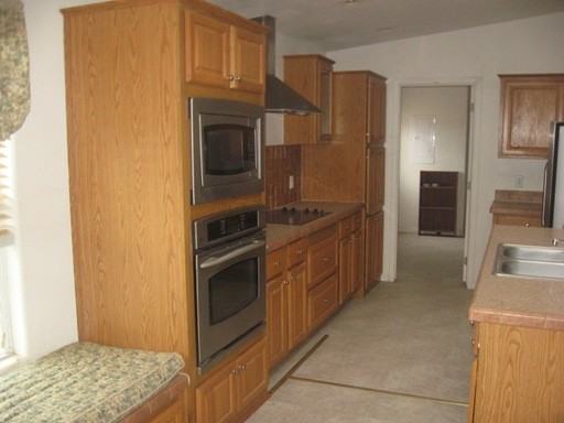 2851 N Star Ave - Photo 3 of 20