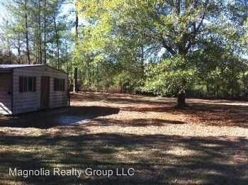 221 Belview Lane - Photo 2 of 15