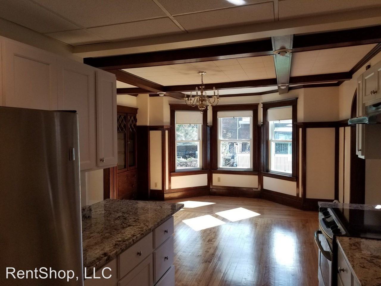 40 Lincoln Ave. - Photo 2 of 9