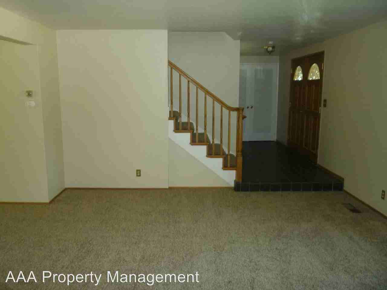 742 Spring Dr. - Photo 3 of 30