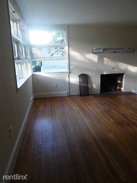 405 Biggs Ave - Photo 2 of 12