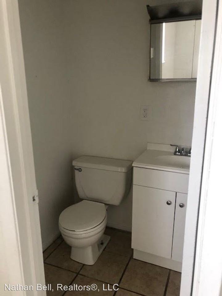 2114 Wimberly Dr - Photo 3 of 11