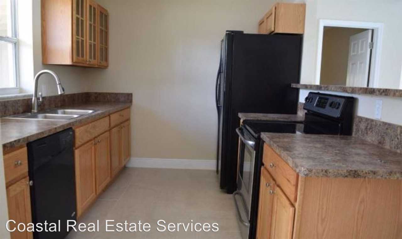 145 Ne Prima Vista Blvd. - Photo 2 of 14