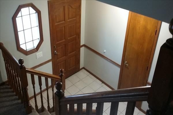 2811 Nottingham Drive - Photo 2 of 11