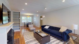 Delightful San Mateo home with lovely patio - Photo 1 of 1