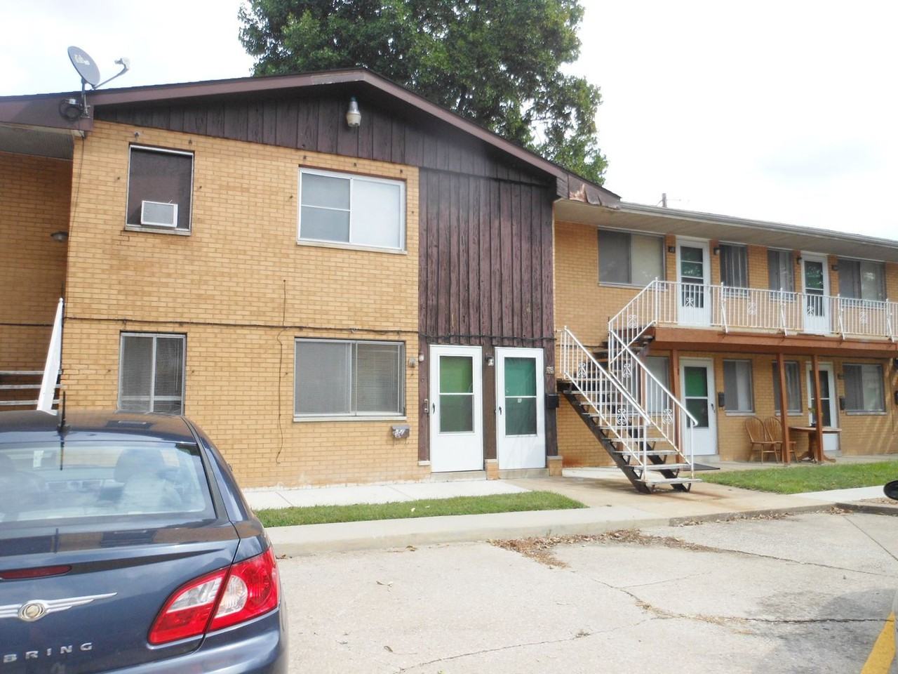 204 204 Stlouis Road #20 - Photo 2 of 10