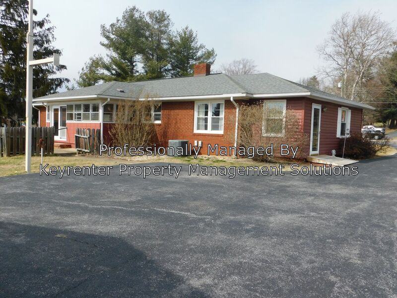 2135 Stuarts Draft Hwy - Photo 3 of 38