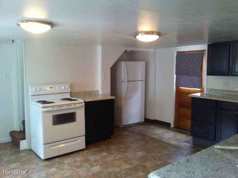 215 High St - Photo 2 of 14