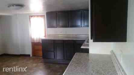 215 High St - Photo 3 of 14