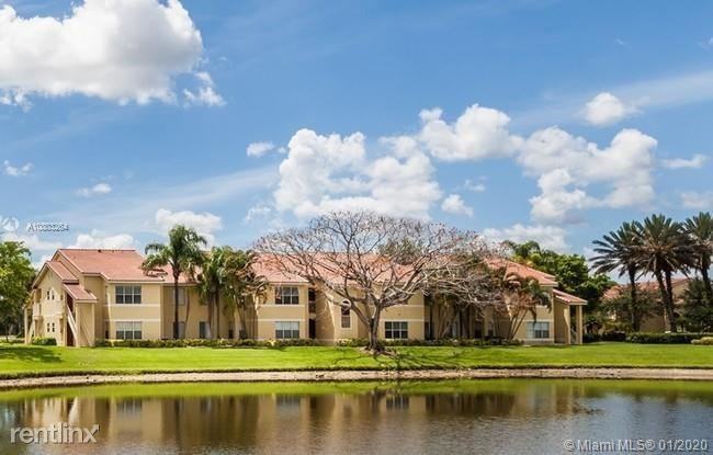 565 Vista Isles Dr - Photo 2 of 21