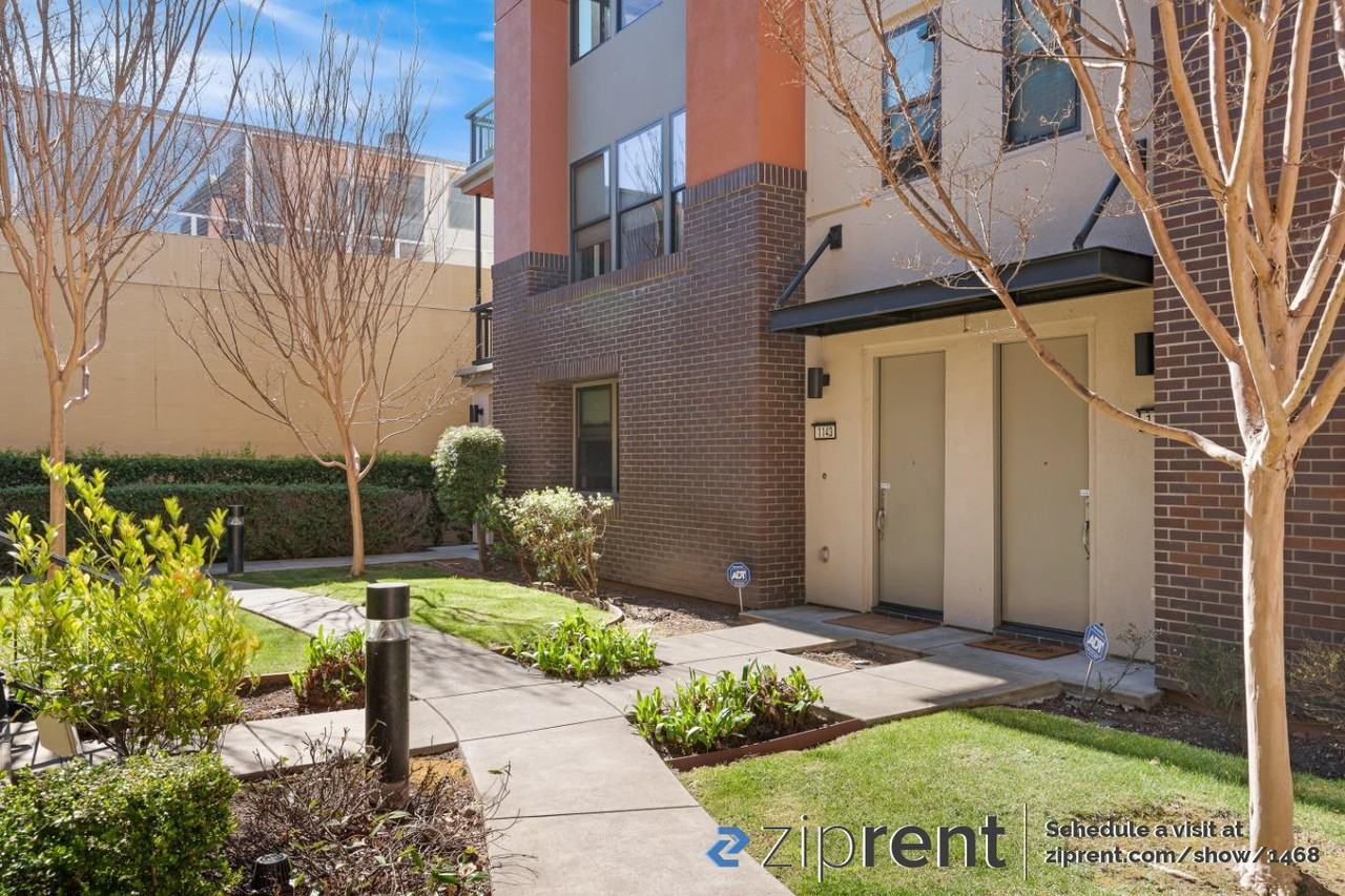 1143 66th St - Photo 2 of 20