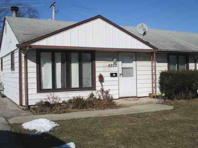 4200 W 90th Pl - Photo 2 of 8