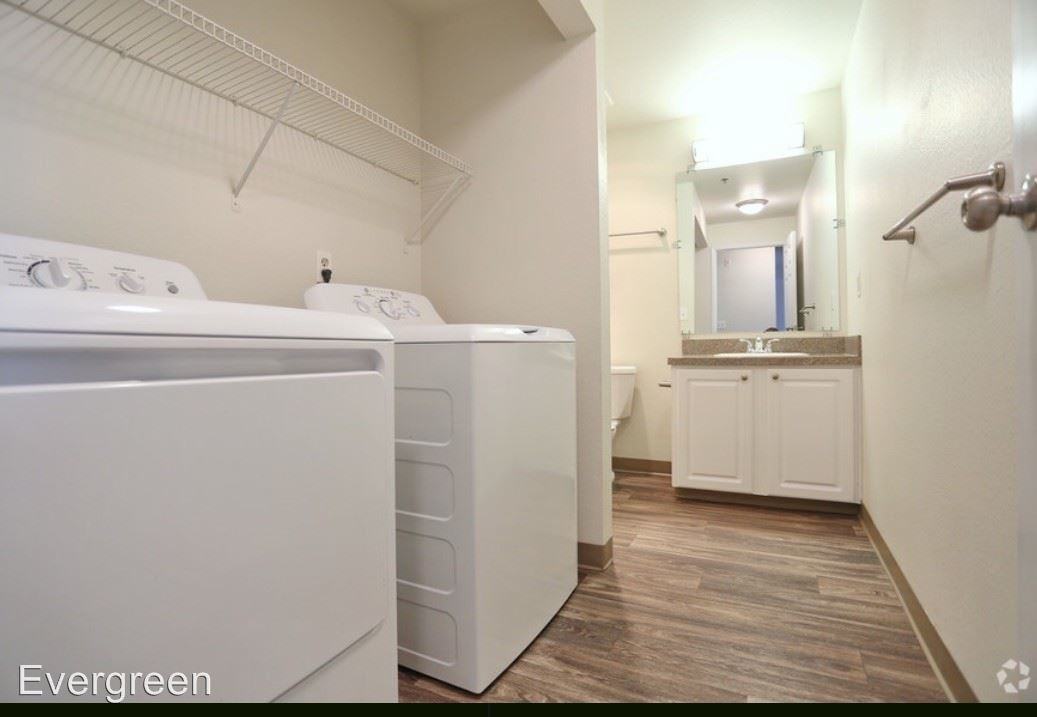 Evergreen on 47 - Photo 2 of 50