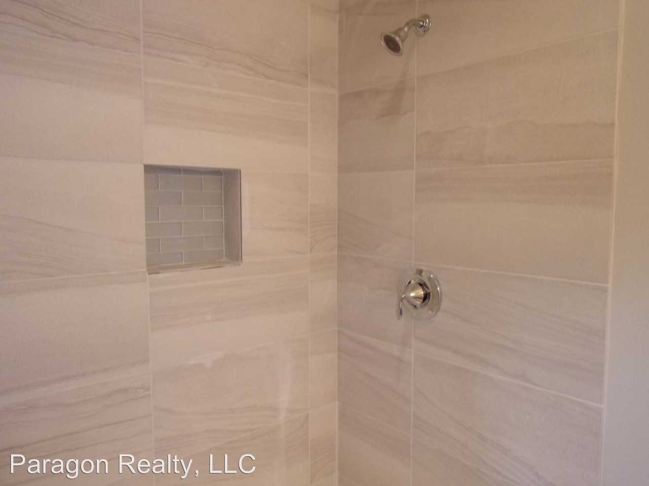 1053 Front Ave. NE - Photo 3 of 5