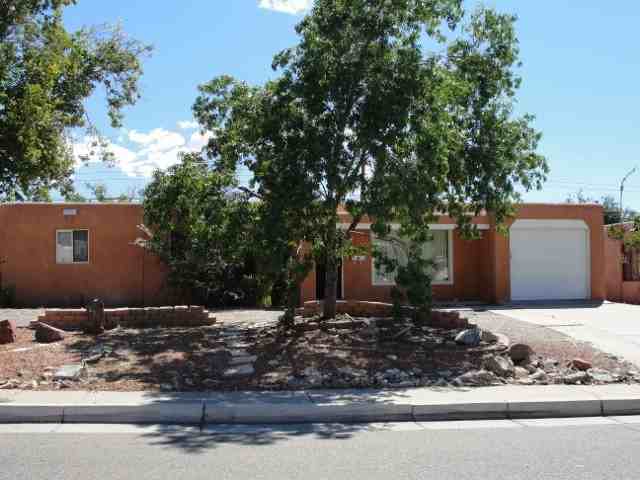 8106 Robin Ave NE - Photo 2 of 13