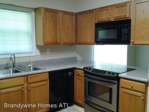 6230 Cedar Wood Dr - Photo 3 of 15