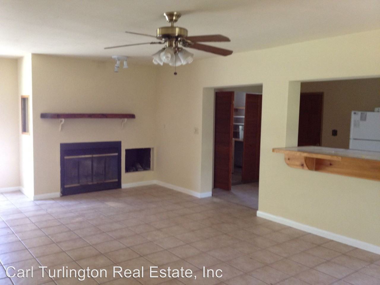 210 Se 70 St - Photo 3 of 8