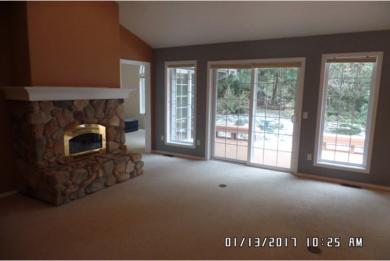 305 Cedar Creek Dr - Photo 2 of 9