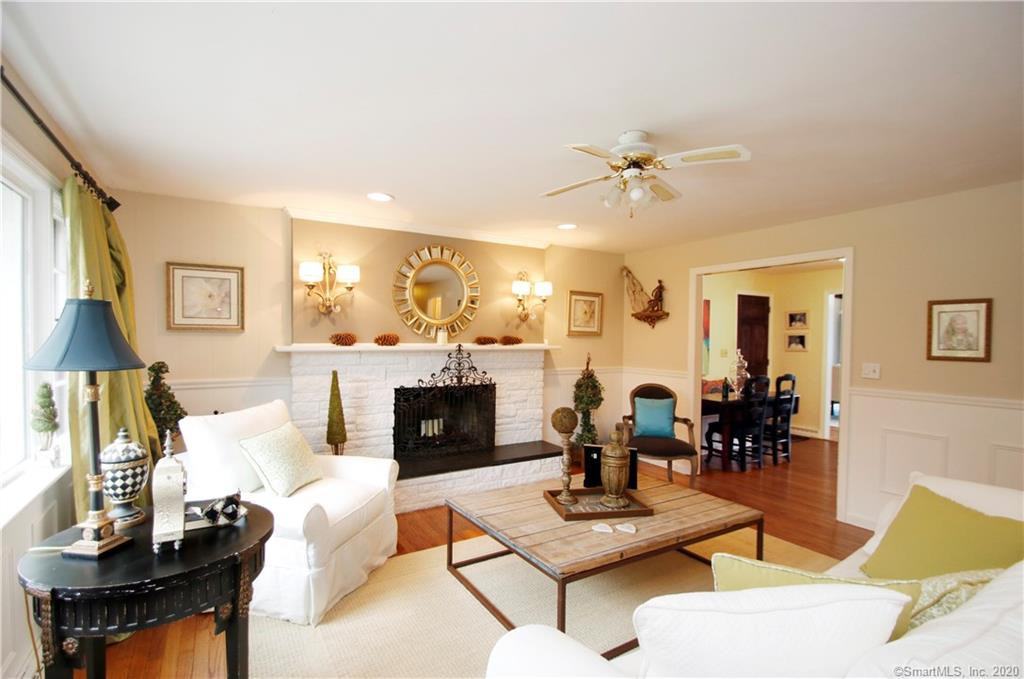 21 Hall Lane - Photo 2 of 36