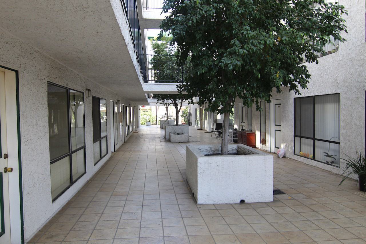 N. Detroit St. & Sunset Blvd. - Photo 3 of 43