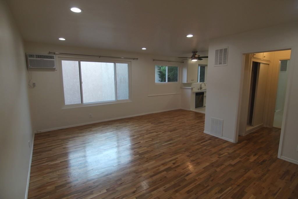 Pickford St. & S. Bedford St. - Photo 5 of 33