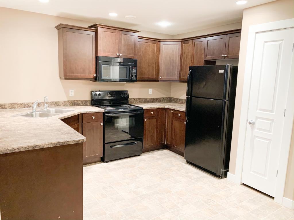 434 Ottawa Street - Photo 2 of 10