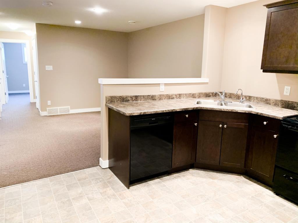 434 Ottawa Street - Photo 3 of 10