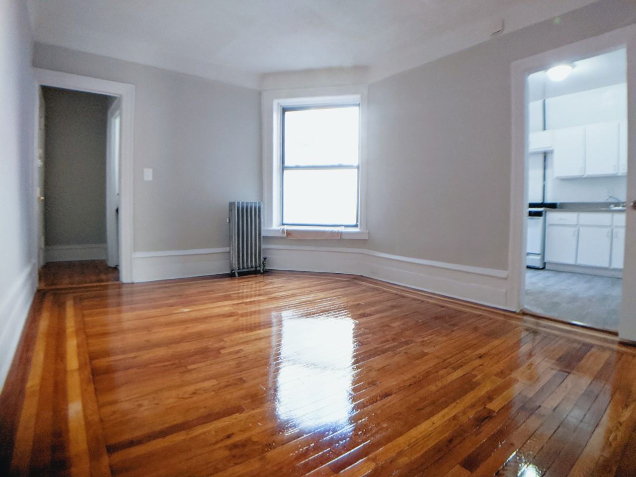 Isham St & Vermilyea Ave #4F