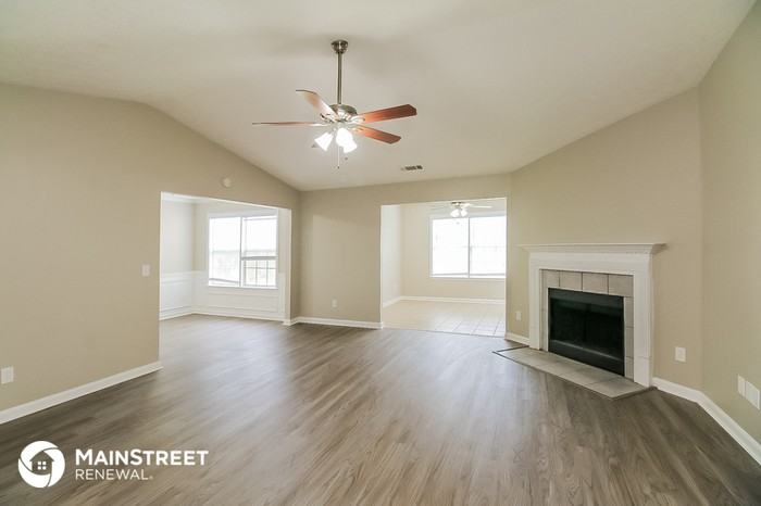 186 Whistle Way - Photo 3 of 16