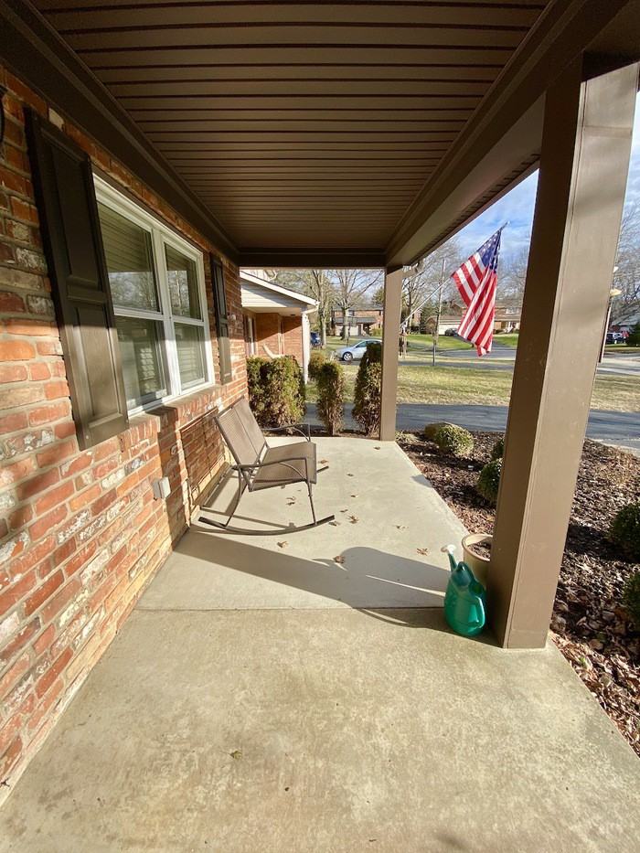 7150 Juniperview Ln Cincinnati Oh 45243-2557 - Photo 3 of 10