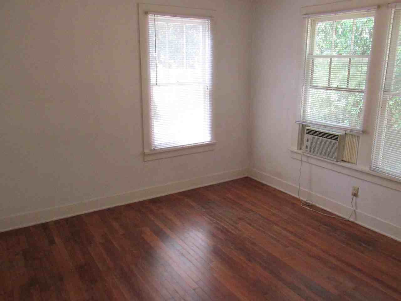 3912 West Gadsden Street - Photo 6 of 8