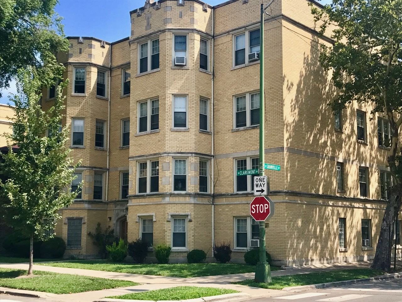 2320 West Granville Avenue #2, Chicago, IL 60659 - 2  