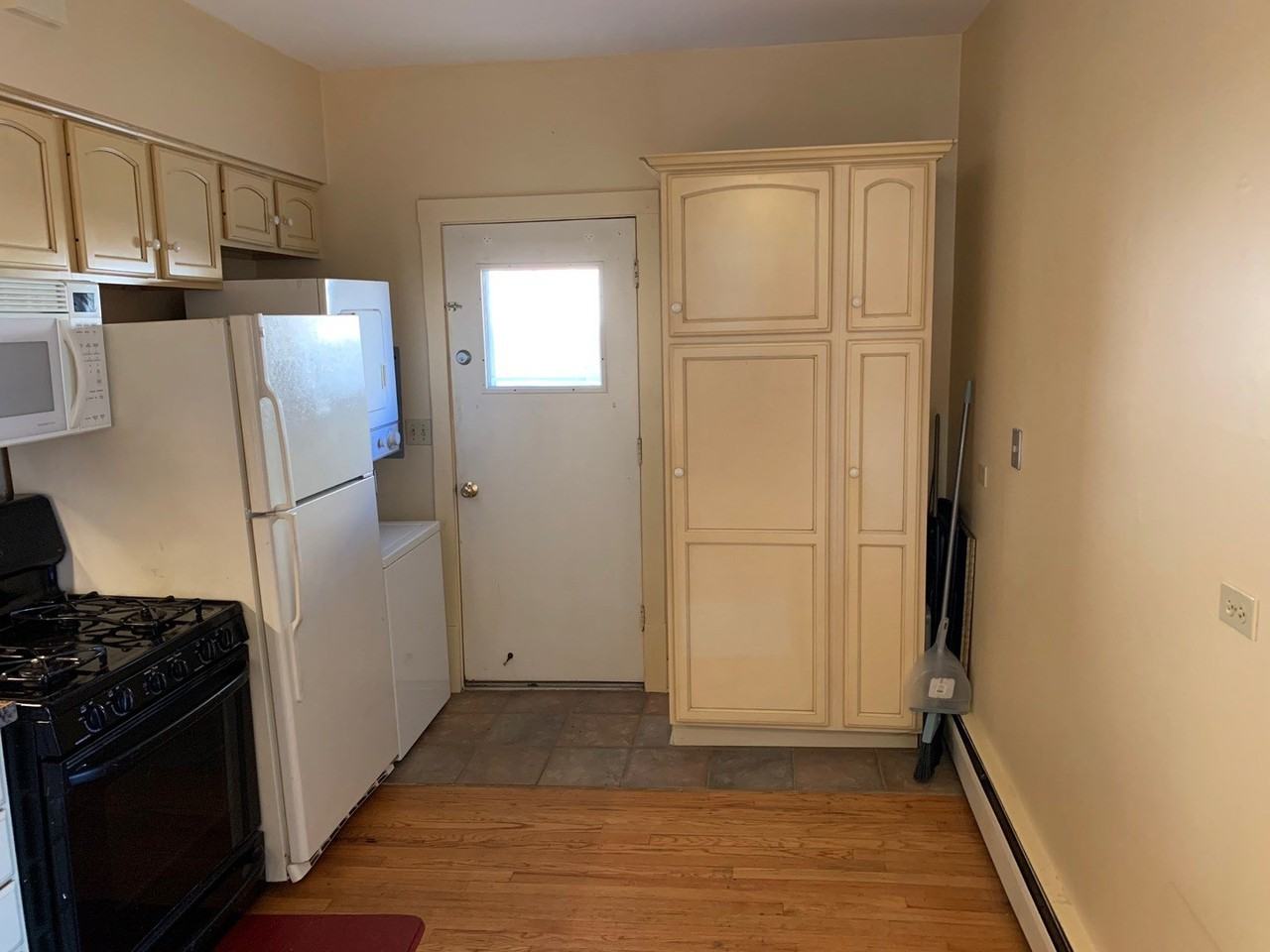 48 Crystal St 2r - Photo 3 of 10