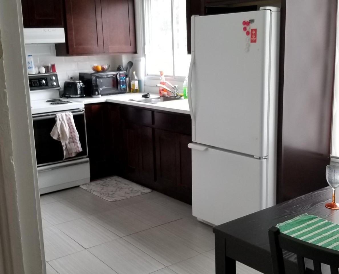 320 Rue Le Moyne Ouest #3 - Photo 2 of 9