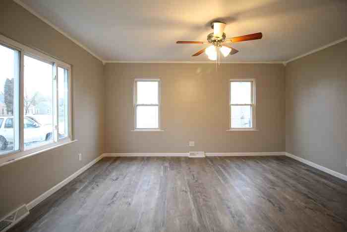 1861 Jermain Dr - Photo 3 of 21