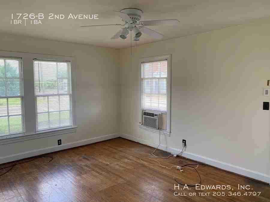 1726 2nd Avenue - Photo 2 of 5