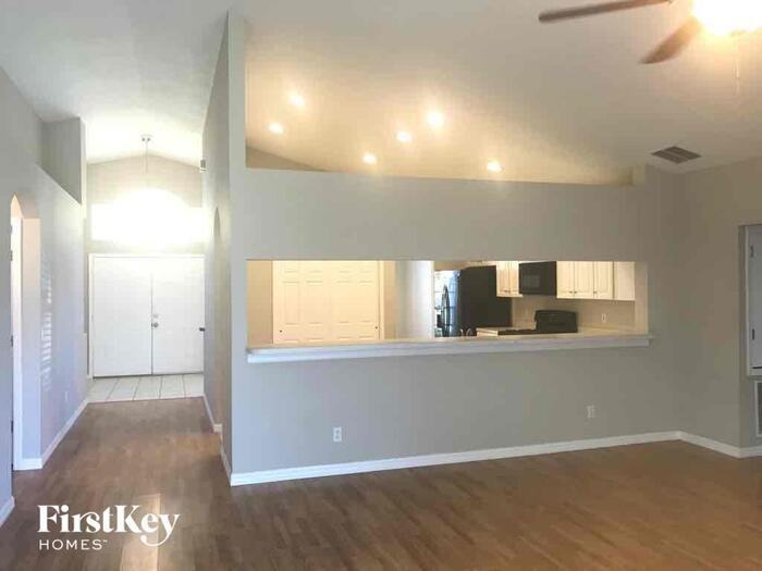 223 Via Mariel East Drive - Photo 2 of 12