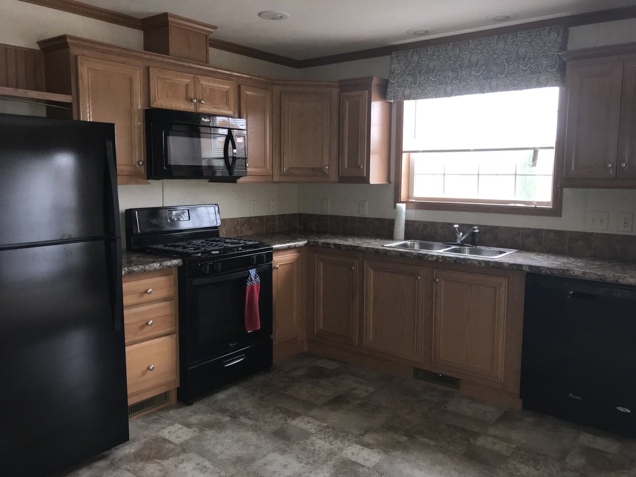 67 Lions Way - Photo 2 of 13