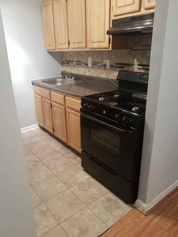 2349 Green St Se - Photo 3 of 21