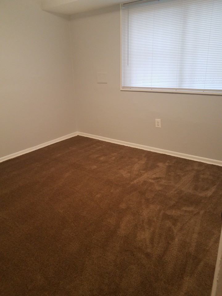 2349 Green St Se - Photo 4 of 21