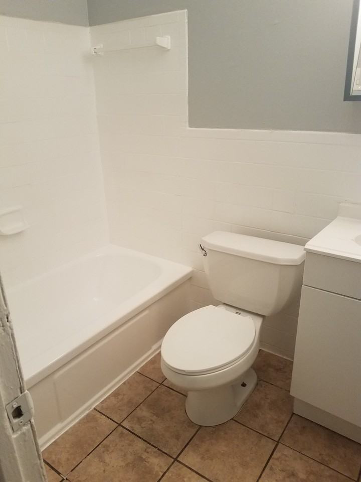 2349 Green St Se - Photo 5 of 21
