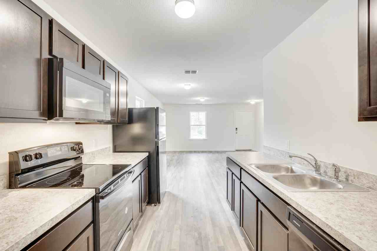 4224 1st Ave - Photo 3 of 18