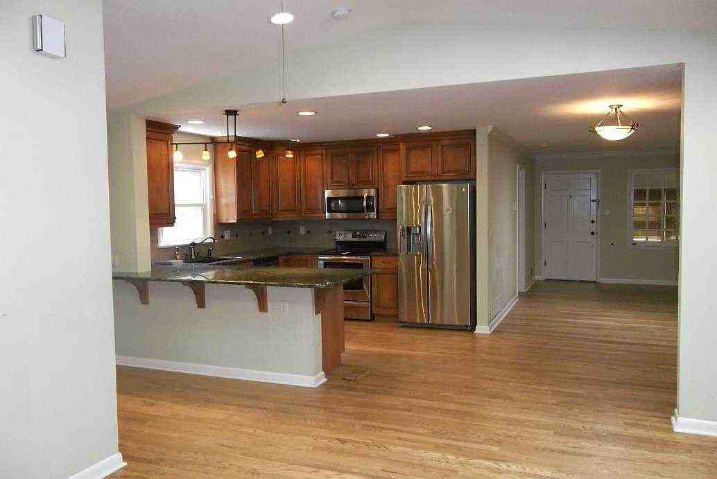 1114 W. Mulberry St. - Photo 3 of 12