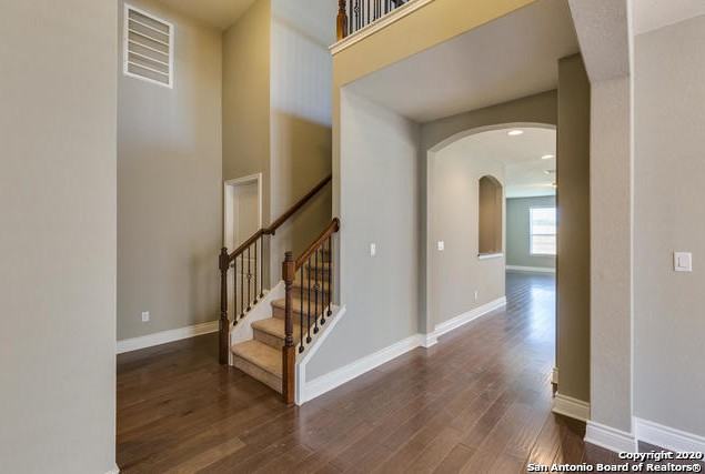 127 Aberdeen St - Photo 3 of 22