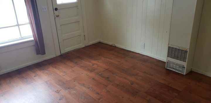 735 1/2 Custer Ave - Photo 3 of 4