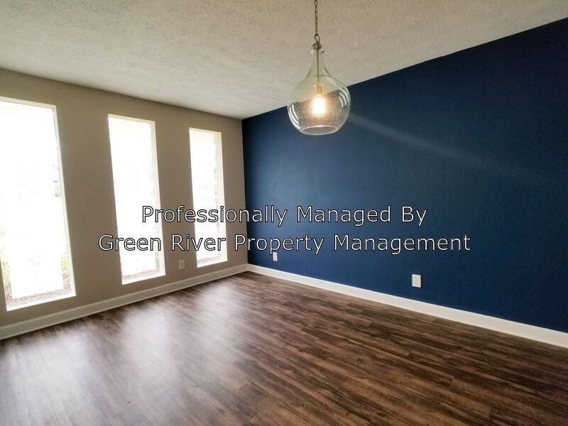 4560 Sussex Avenue - Photo 3 of 16