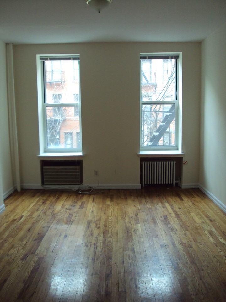 2nd Ave & East 83rd St