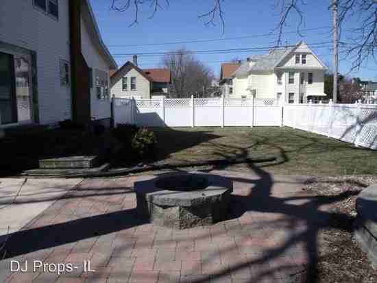 1210 11th Street - Photo 2 of 9