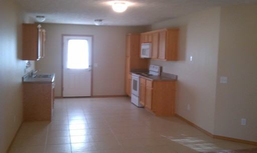 1207 N Northwood Ave - Photo 3 of 12