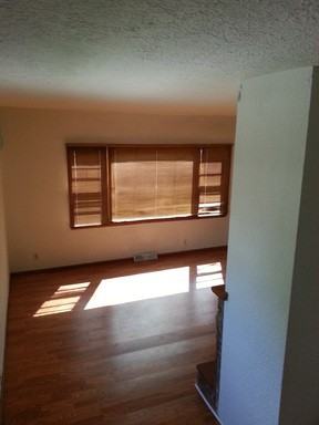 308 W Edgerton St - Photo 2 of 4
